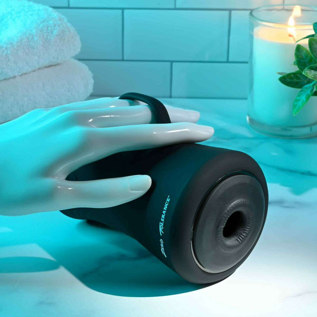 V4HECBD09F7263F95C606C6D9DF3748446DR4903283P8